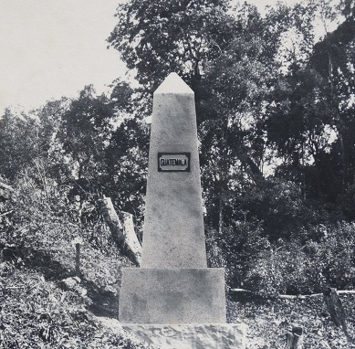 Imagen: Monumento 6 del segundo paralelo, 1895. SAGARPA, Mapoteca Orozco y Berra. Vistas fotográficas de la Comisión Mexicana de Límites con Guatemala, t. 5.