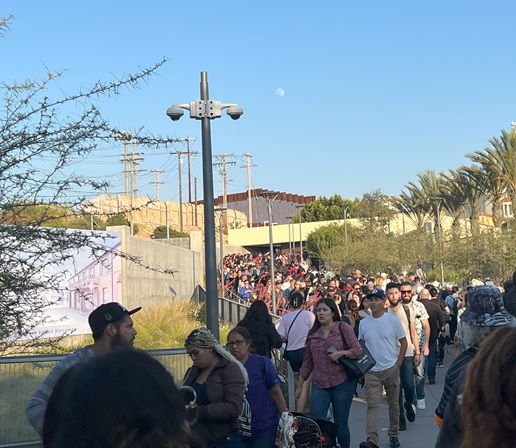 Imagen: "San Ysidro Land puerta de entrada a México", 30 de junio de 2023. Foto de Diego Terán.